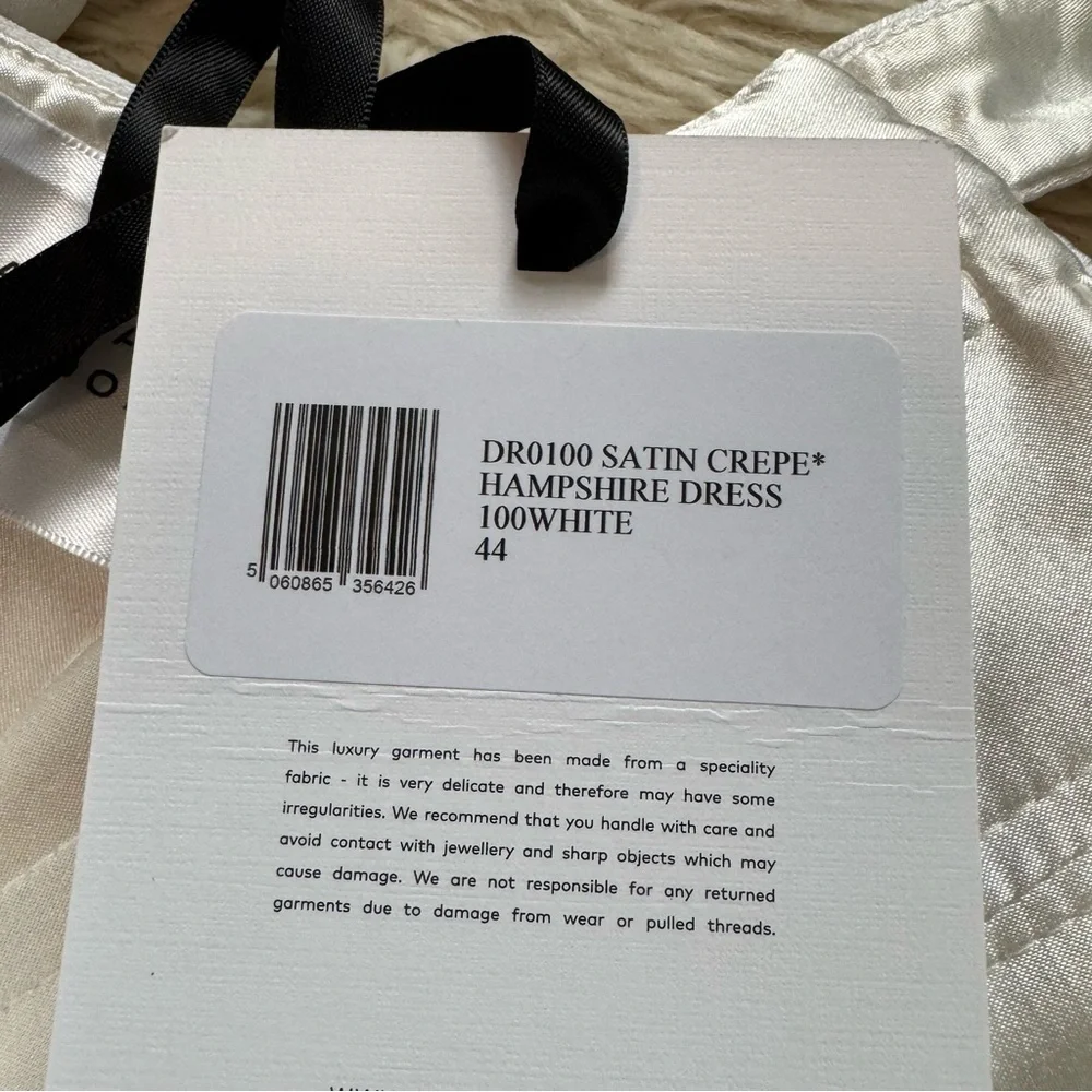 NWT Galvan London Hampshire Satin Crepe Bridal Gown - Size 10/12 - Picture 9 of 10